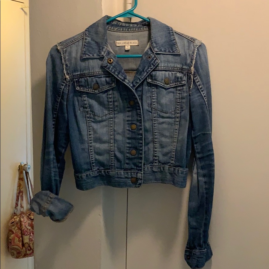 Weathered Vintage-Style Jean Jacket Size M